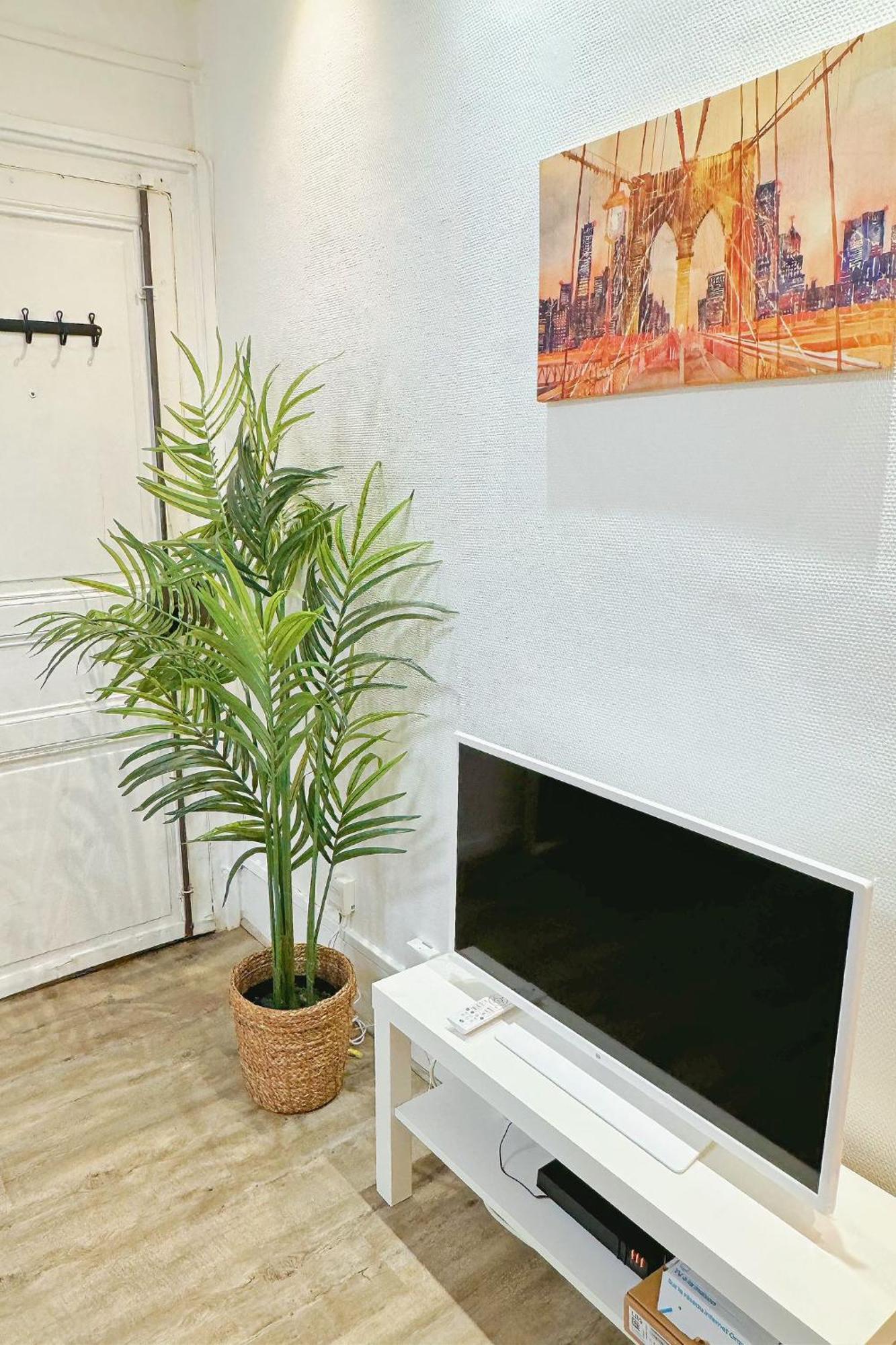 2 Minutes Metro Pasteur Paris 15Th Cosy Apartment Free Parking Bagian luar foto